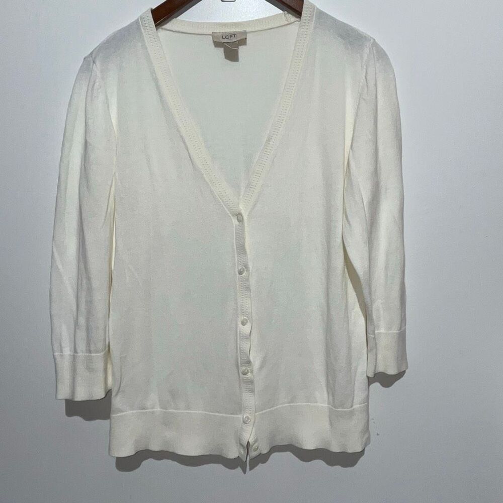 Loft Women's Cream Knit V-Neck‎ 3/4 Sleeve Button Front Cardigan Sweater Medium